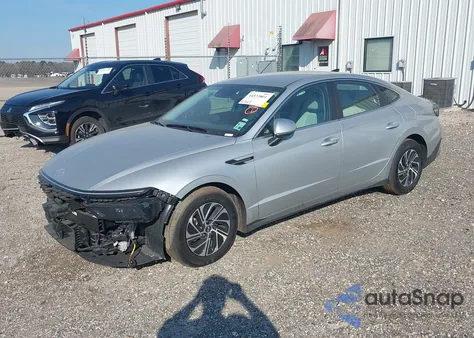 2026 Hyundai Sonata Hybrid Blue z USA, uszkodzony, nr VIN KMHL24JJ5TA135801
